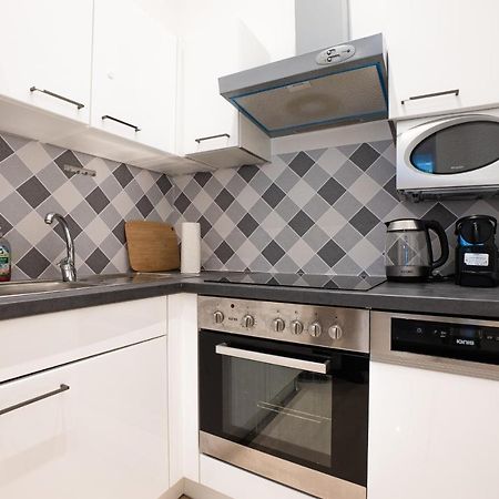 Apartment In The Central Area. 5 Minute'S Walk To The Danube. เวียนนา ภายนอก รูปภาพ